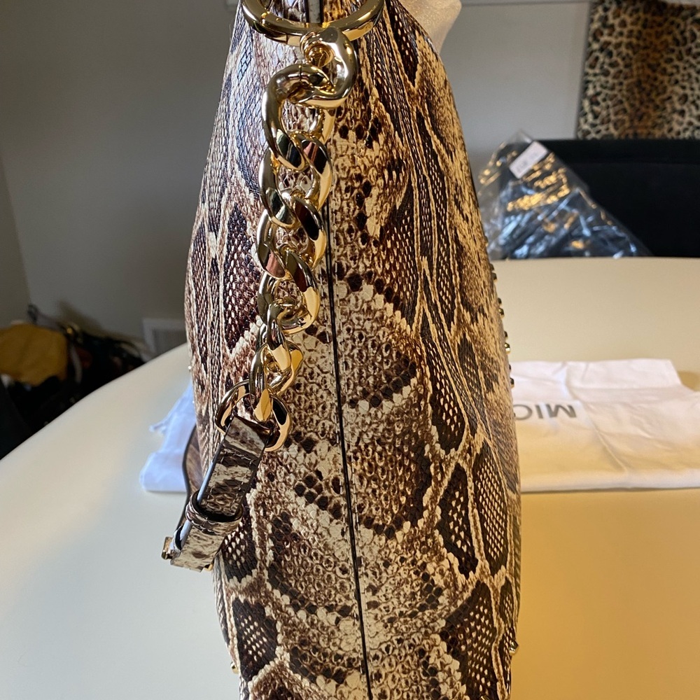 New Large Michael Kors Uptown Astor Legacy Python Embossed Leather Tote Bag - Picture 7 of 9